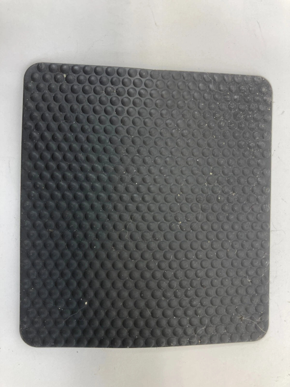 01 02 03 04 05 PONTIAC GRAND AM FLOOR CENTER CONSOLE RUBBER MAT INSERT 22628956