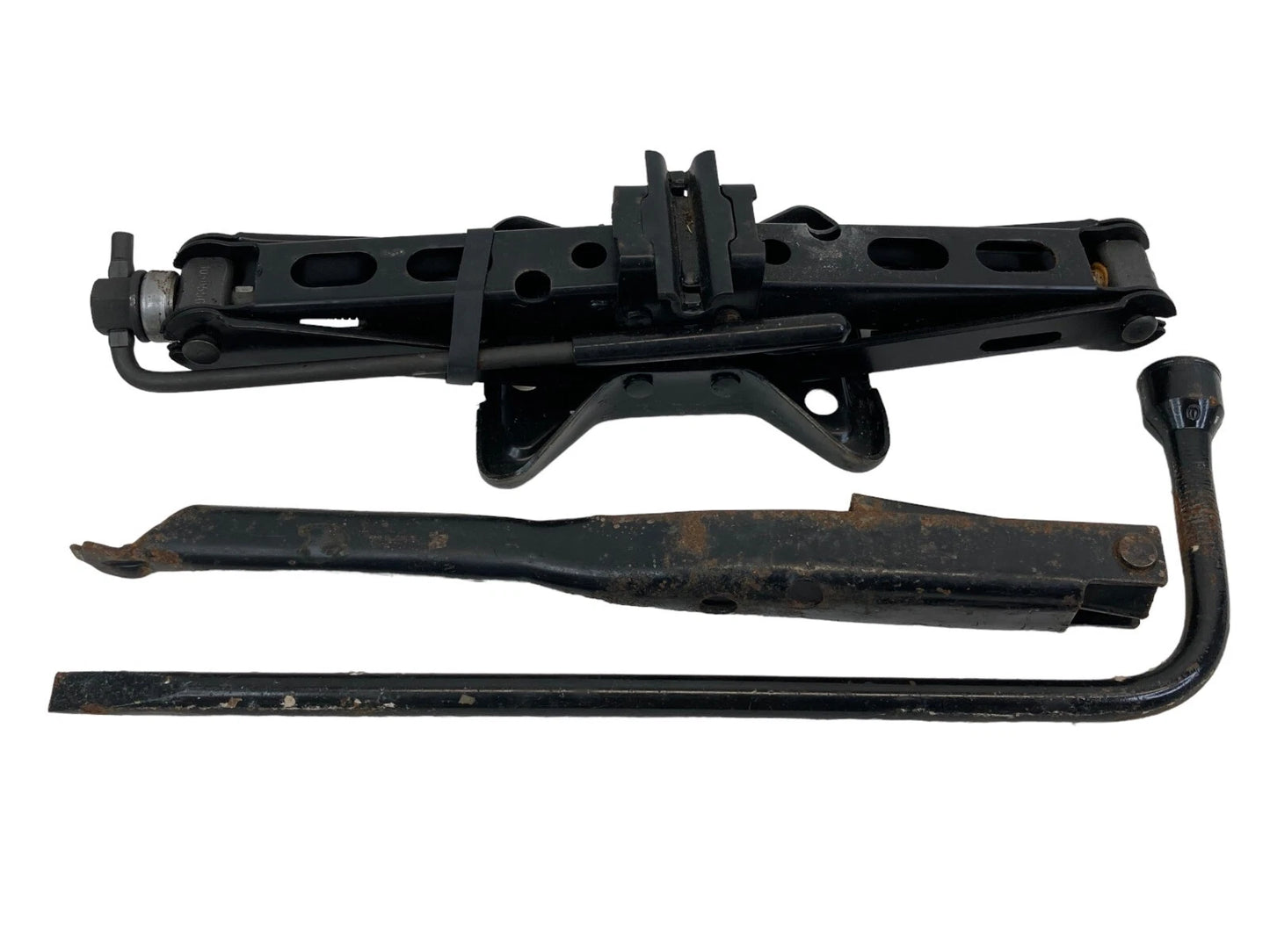 2002-2005 CHEVROLET MONTE CARLO EMERGENCY SPARE TIRE JACK & TOOL LUG WRENCH