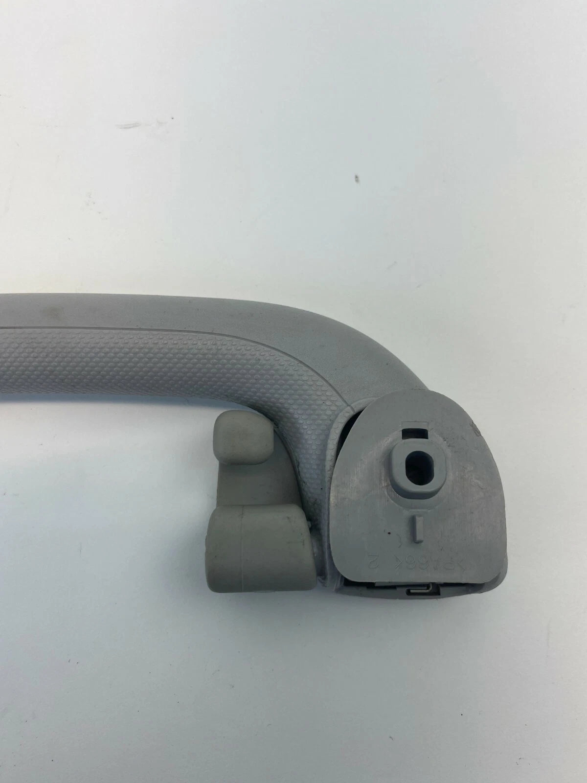 2011-2014 HYUNDAI SONATA REAR LEFT SIDE INTERIOR ROOF GRAB ASSIST HANDLE OEM