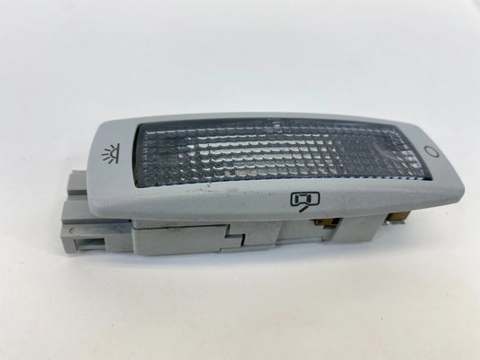 98-10 VOLKSWAGEN BEETLE INTERIOR INNER REAR DOME MAP LIGHT LAMP 3B0947291 OEM