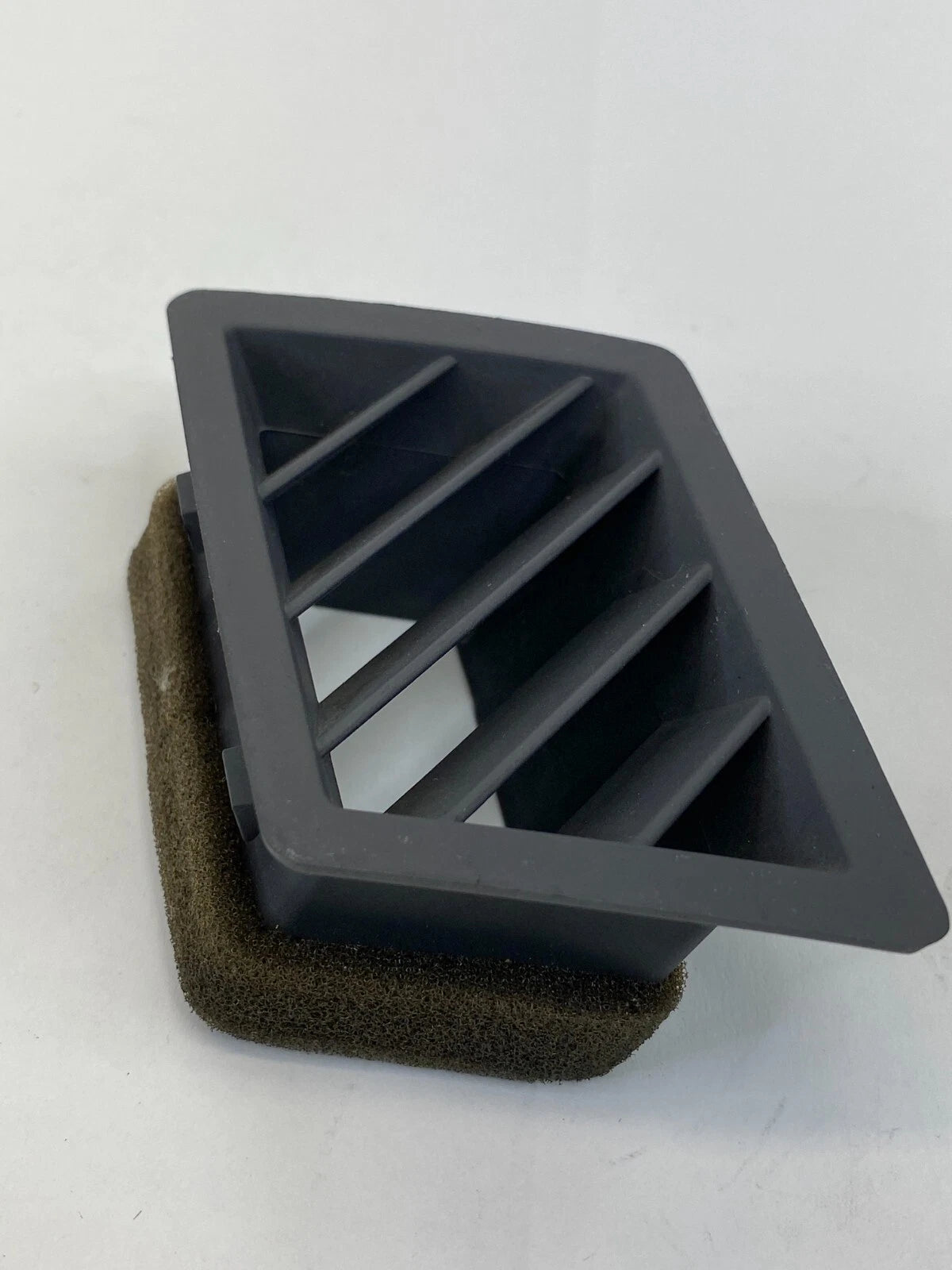 2004 2005 2006 BMW X3 FRONT LEFT DRIVER UPPER DEFROSTER AIR VENT GRILLE OEM