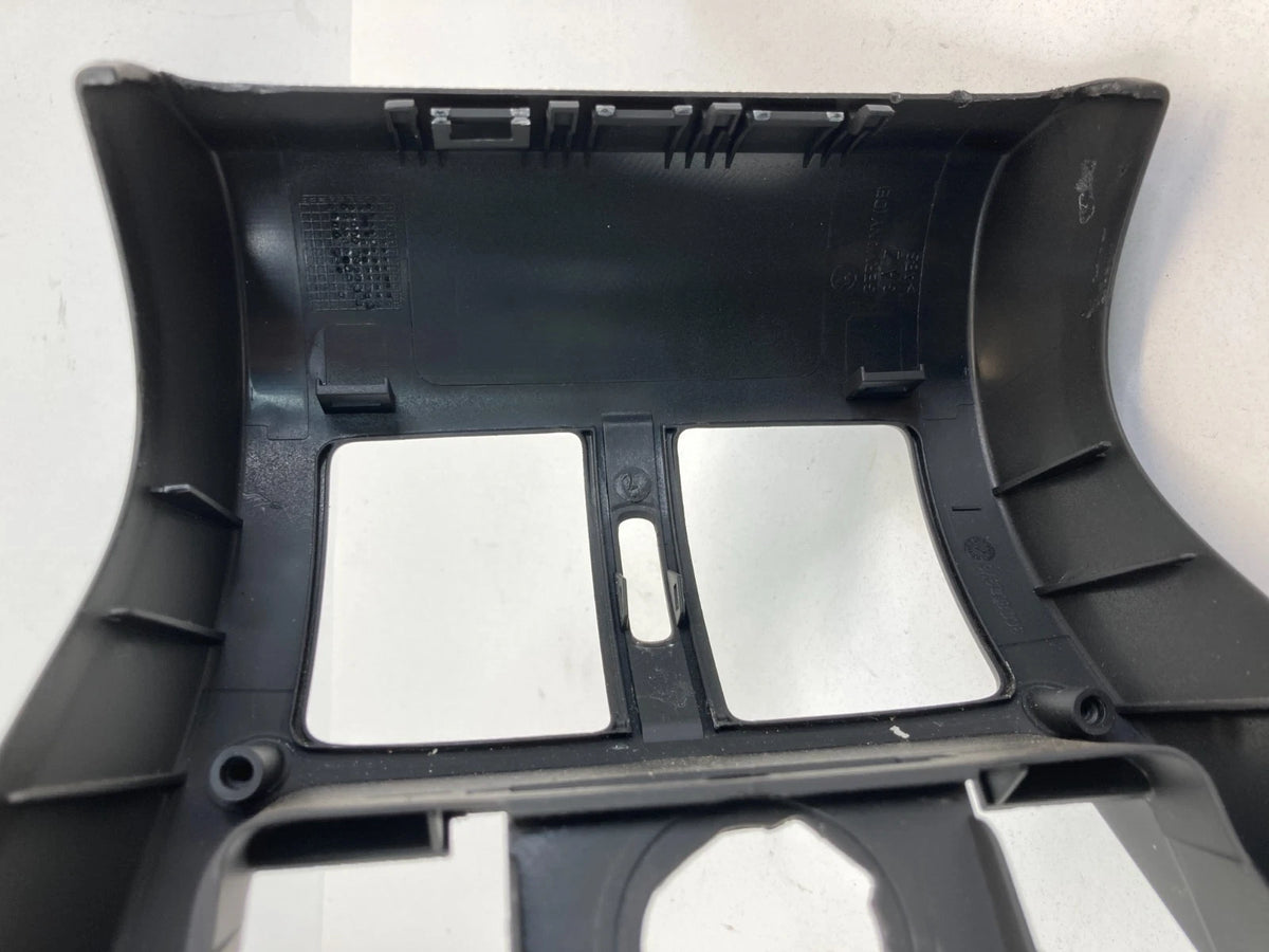 2006-2010 VOLKSWAGEN PASSAT 09-11 CC REAR CENTER CONSOLE TRIM PLATE FRAME OEM