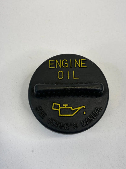 1998-2004 CHEVROLET TRACKER LT 1998-2001 METRO ENGINE OIL FILLER COVER CAP OEM