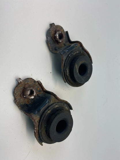 2004-2006 KIA AMANTI FRONT RADIATOR UPPER MOUNT SUPPORT BRACKET PAIR SET OEM
