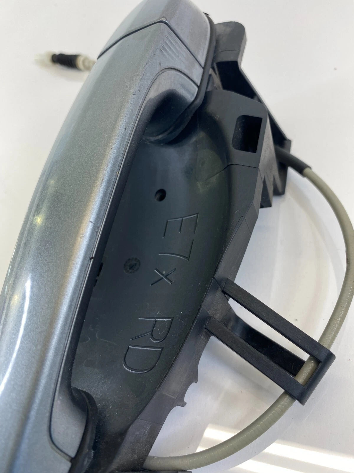 2007 07 BMW X5 REAR RIGHT PASSENGER OUTSIDE EXTERIOR DOOR HANDLE ASSEMBLY OEM
