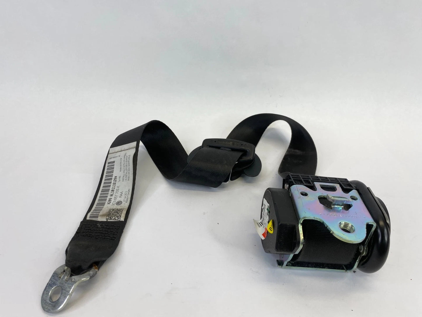 2009-2017 VW CC FRONT LEFT DRIVER SIDE SEAT BELT RETRACTOR OEM 3C1857705KRAA