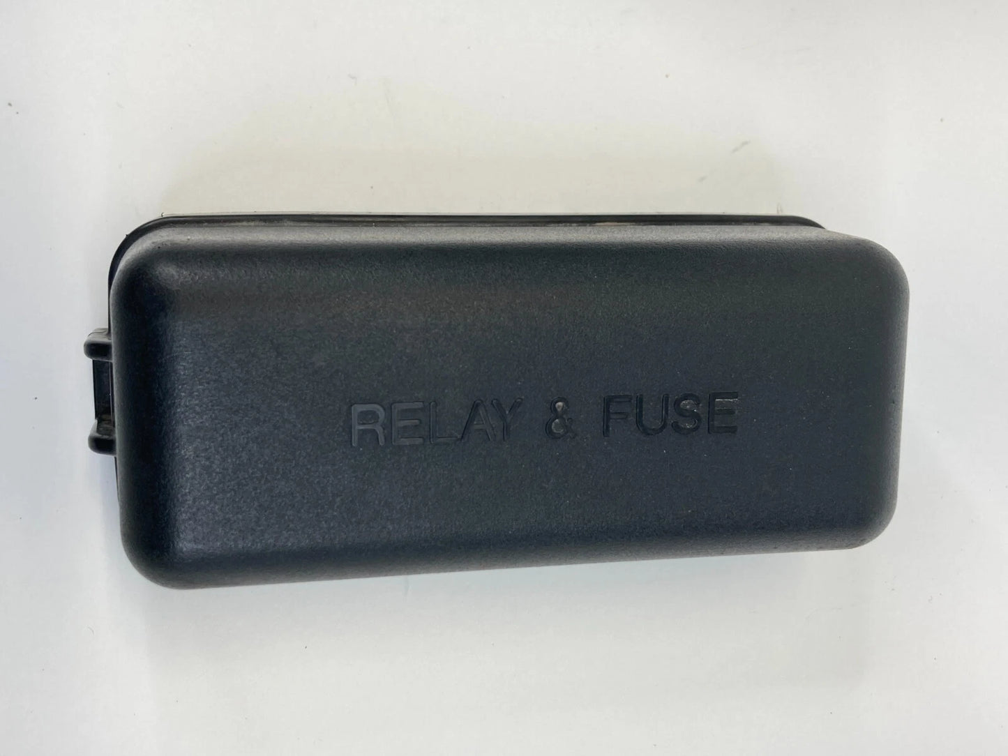 2006-2008 LEXUS RX400H UNDER HOOD SMALL FUSE RELAY BOX OEM FACTORY 90987-04010