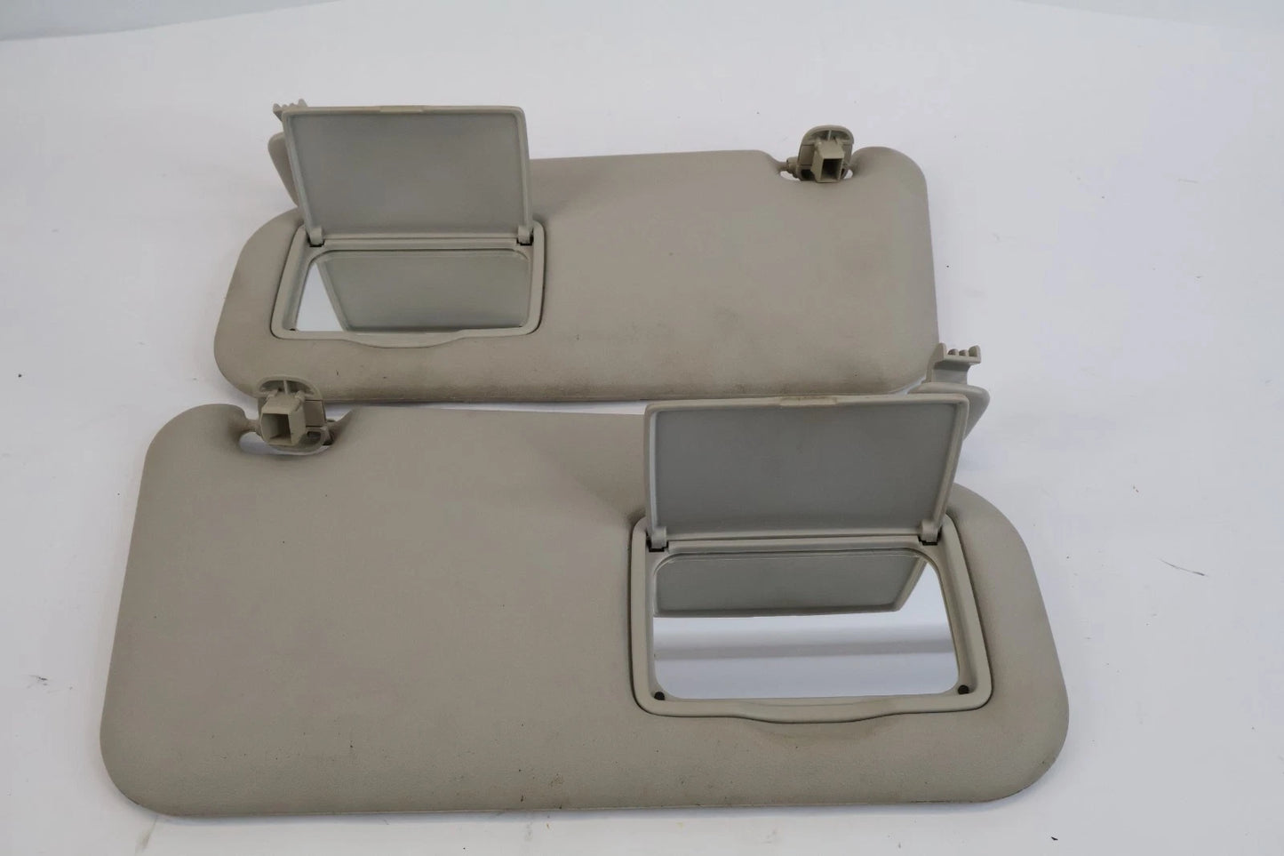 2011-2014 MAZDA2 MAZDA 2 ROOF SUNVISOR SUN VISOR SHADE W/ MIRROR PAIR SET OEM