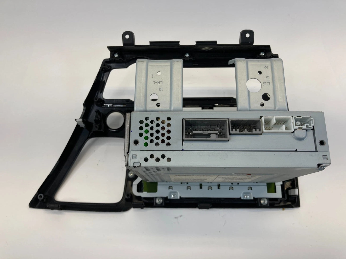 13-15 Honda Civic Radio AM/FM Single CD Player w/ Bezel 39100-TR3-A314-M1 OEM