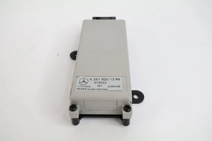 2006-2012 MERCEDES W251 R350 RADIO ANTENNA AMPLIFIER MODULE OEM A2518201389
