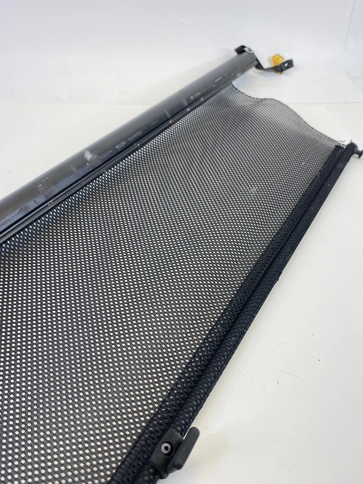 1999-2004 AUDI A6 QUATTRO REAR DOOR WINDOW SUN SHADE BLIND 4B9-861-325 OEM