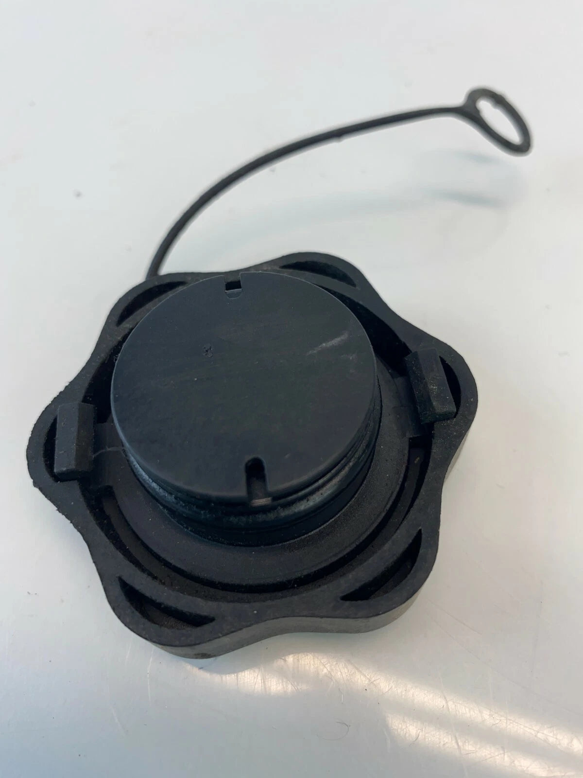 2005-2007 MERCURY MARINER POWER STEERING FLUID RESERVOIR TANK CAP LID COVER OEM