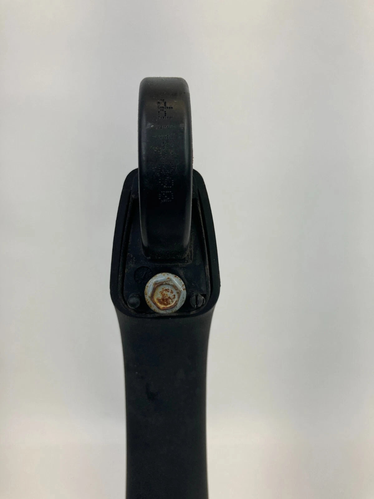 2007-2012 DODGE CALIBER REAR RIGHT SIDE EXTERIOR OUTER BACK DOOR HANDLE OEM