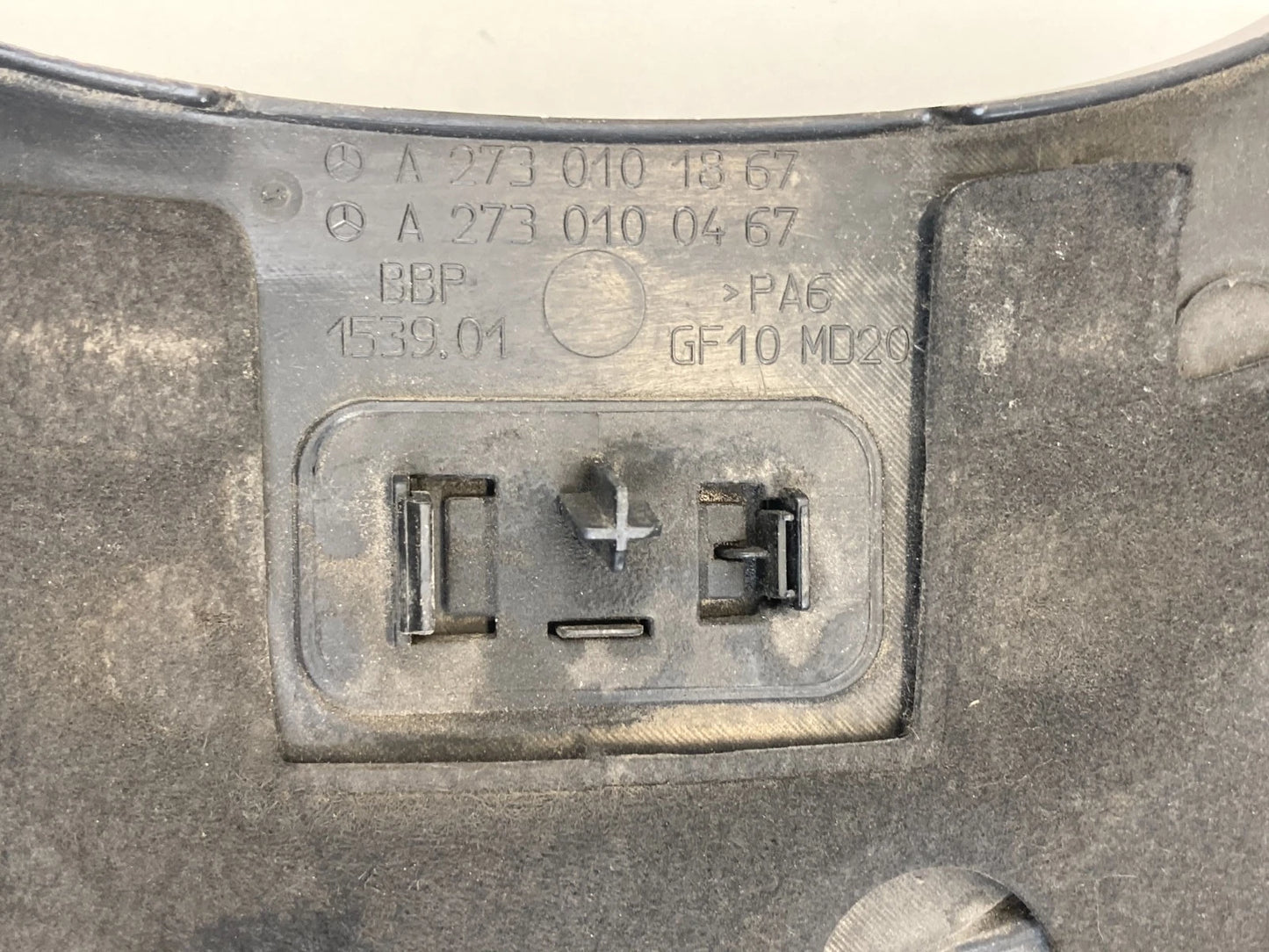 2007-2010 Mercedes CL550 09-15 G550 Engine Cover Trim Panel 2730100467 OEM