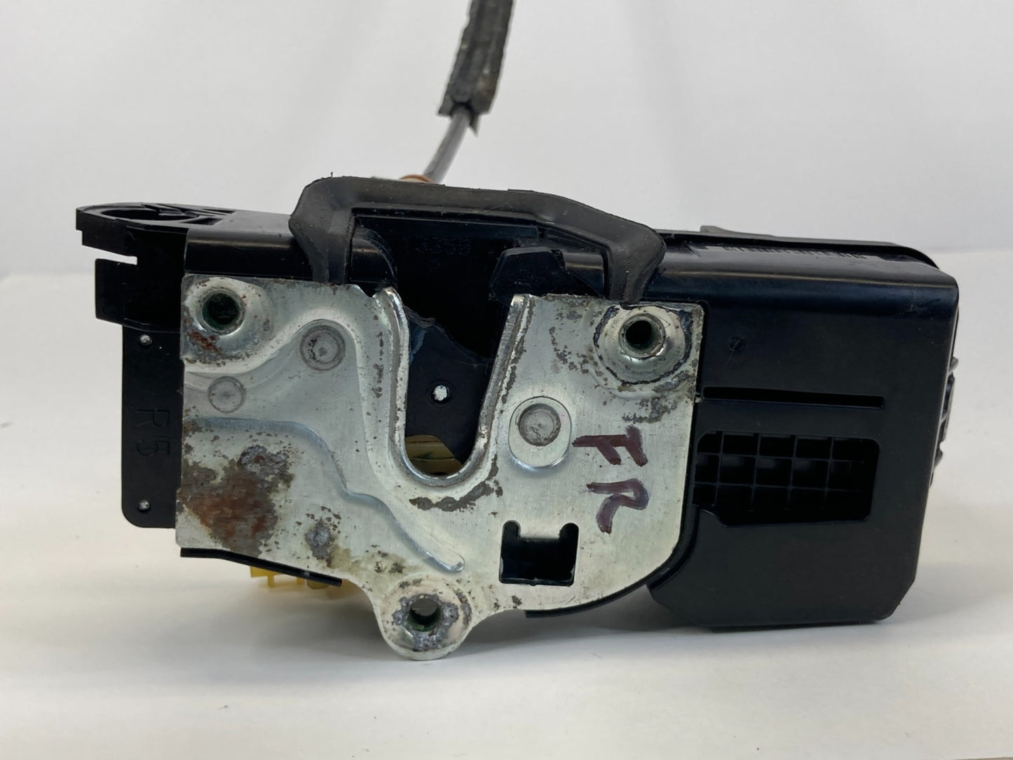 12-15 Chevrolet Captiva Sport Front Right Side Door Lock Latch Actuator 16891204