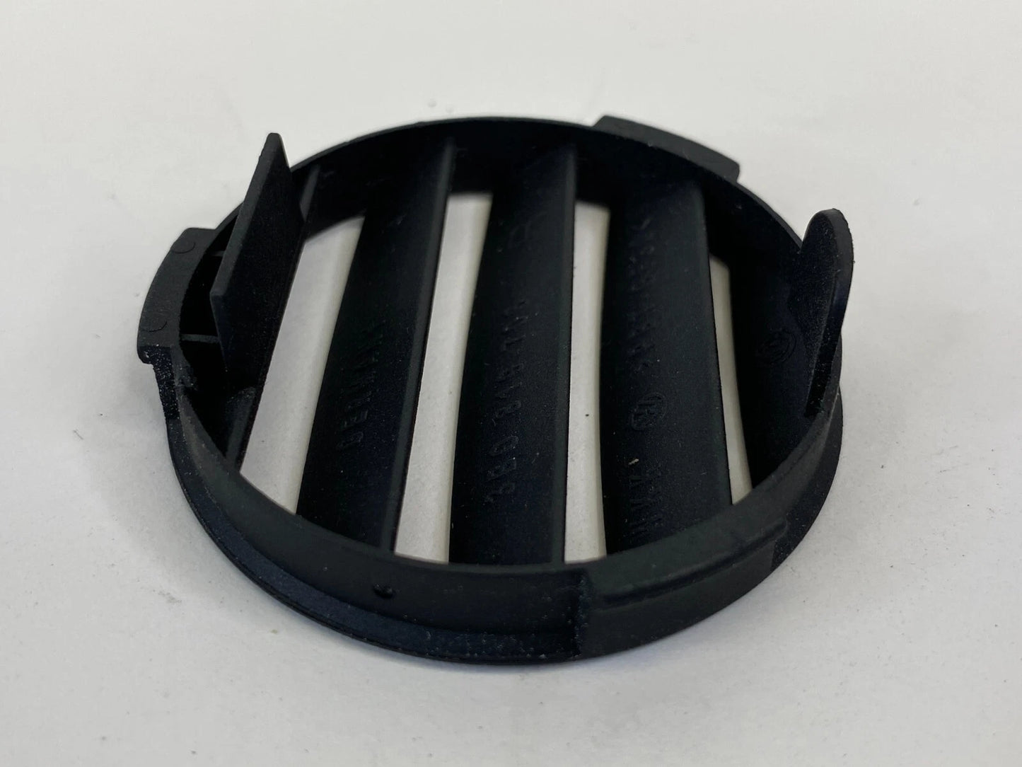 1998-2005 VOLKSWAGEN PASSAT DASH RIGHT SIDE AIR VENT DEFROSTER GRILLE 3B0819706
