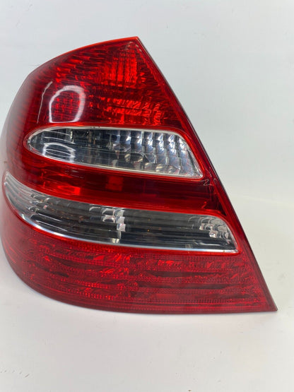 2003-2006 Mercedes Benz E500 Rear Left Driver Side Tail Light Lamp A2118200364