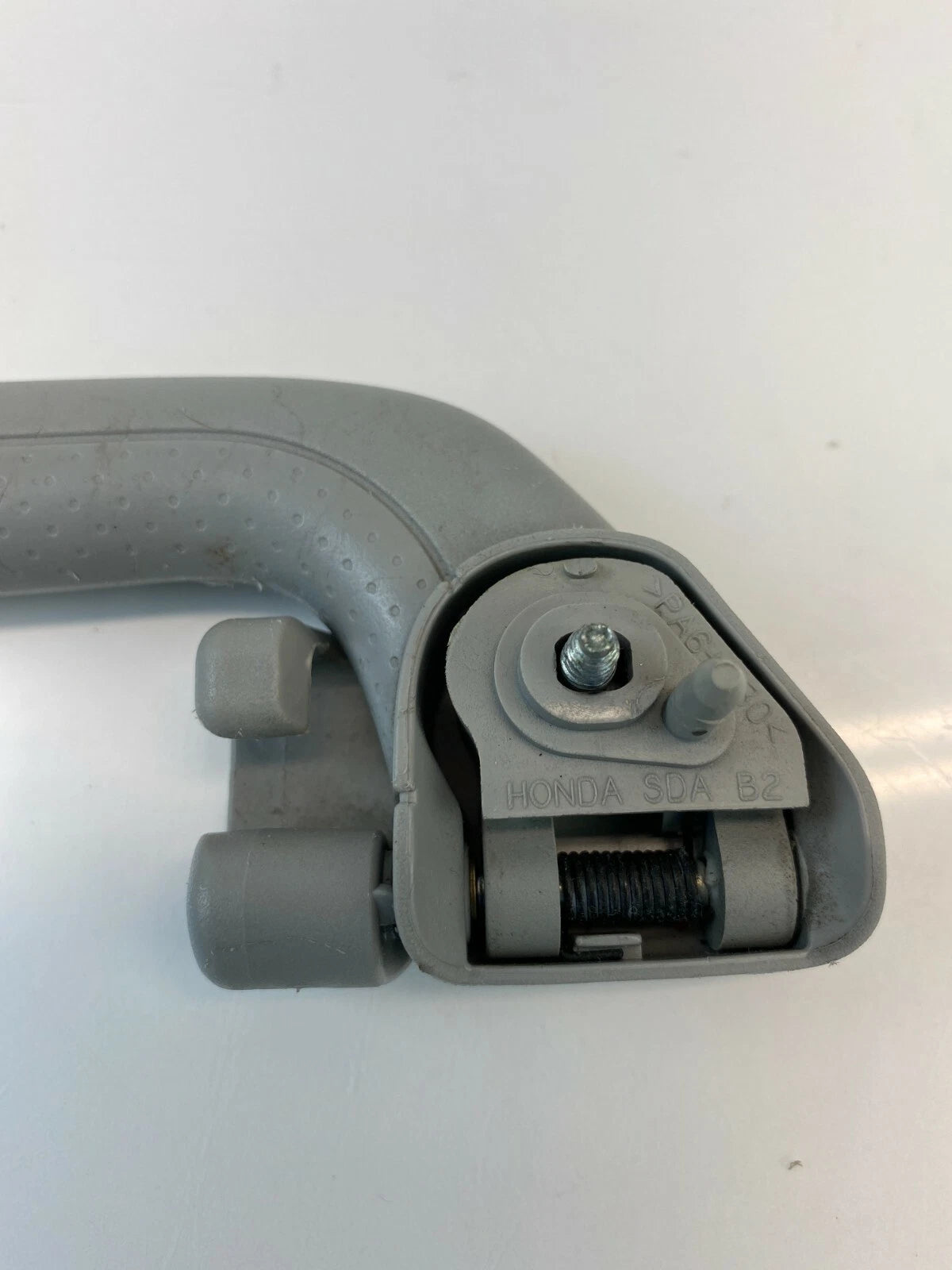 2003-2007 HONDA ACCORD REAR LEFT DRIVER SIDE INNER GRAB GRIP HANDLE ASSEMBLY OEM