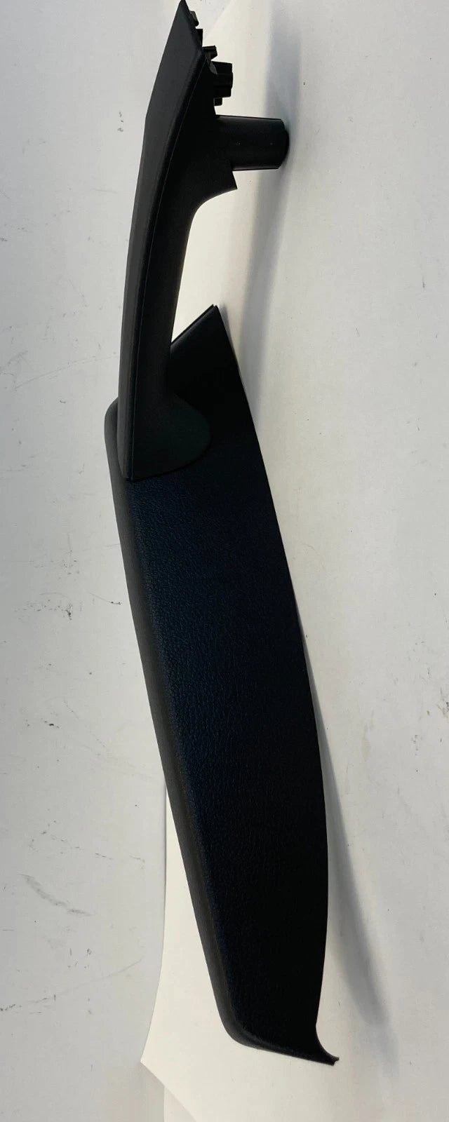 2010-2013 MAZDA MAZDA3 INTERIOR DOOR PANEL ARMREST REAR RIGHT RH OEM BBM4-52-81E