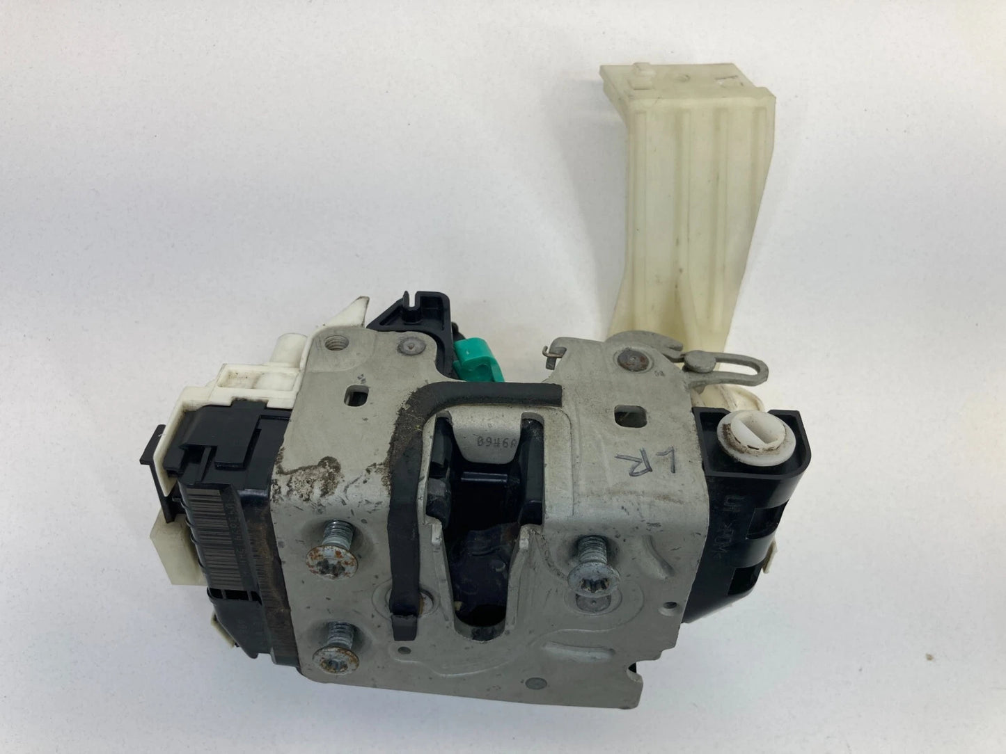 07-09 DODGE CALIBER 07-10 COMPASS REAR LEFT DOOR LOCK LATCH ACTUATOR 04589415AA