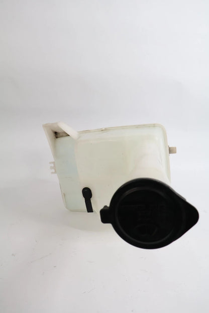 2004-2020 TOYOTA SIENNA WINDSHIELD WASHER FLUID RESERVOIR WITH PUMP 060851-096