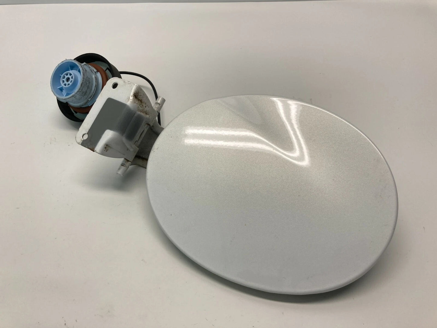 2007 2008 2009 07 08 09 MAZDA CX-7 FUEL FILLER DOOR GAS TANK LID COVER OEM