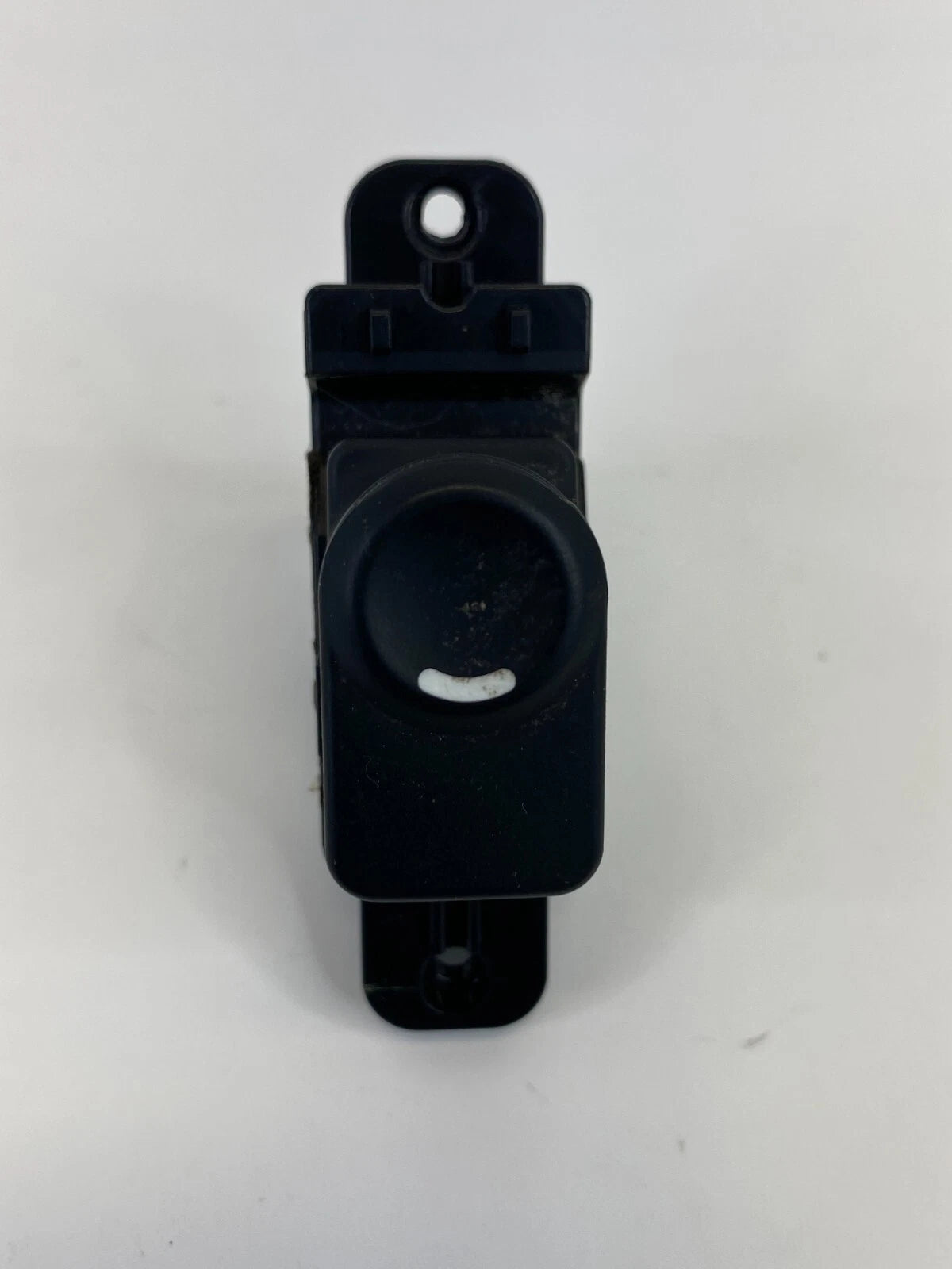 13-17 HYUNDAI ACCENT REAR LEFT SIDE DOOR POWER WINDOW CONTROL SWITCH 93581-1R001