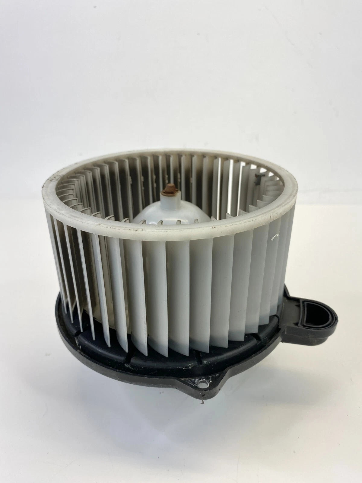 2007-2009 HYUNDAI SANTA FE 3.3L AWD HVAC A/C HEATER BLOWER MOTOR FAN ASSEMBLY