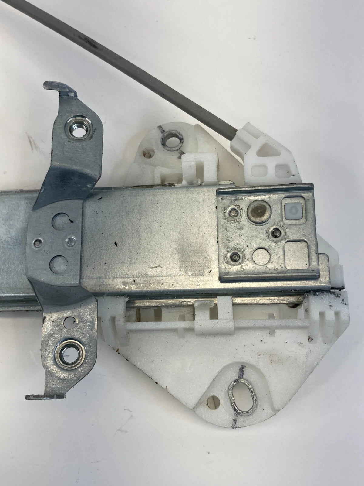 2010-2014 SUBARU LEGACY REAR RIGHT SIDE BACK DOOR WINDOW REGULATOR W MOTOR OEM