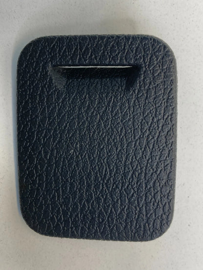 2001-2009 VOLVO S60 FRONT LOWER INTERIOR INNER PLUG COVER TRIM PANEL 09491265