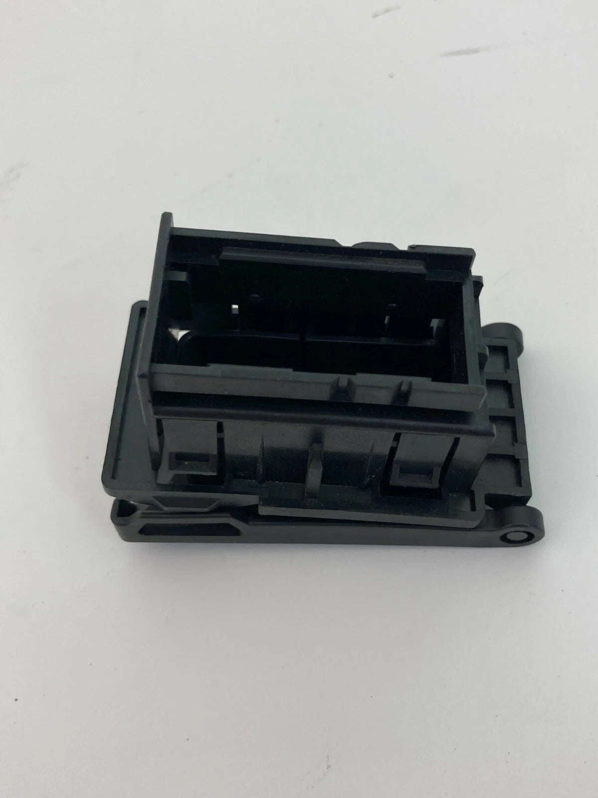 2001 2002 BMW 325I 325XI 330I 330XI DIAGNOSTIC OBD PLUG PORT COVER TRIM 6901665