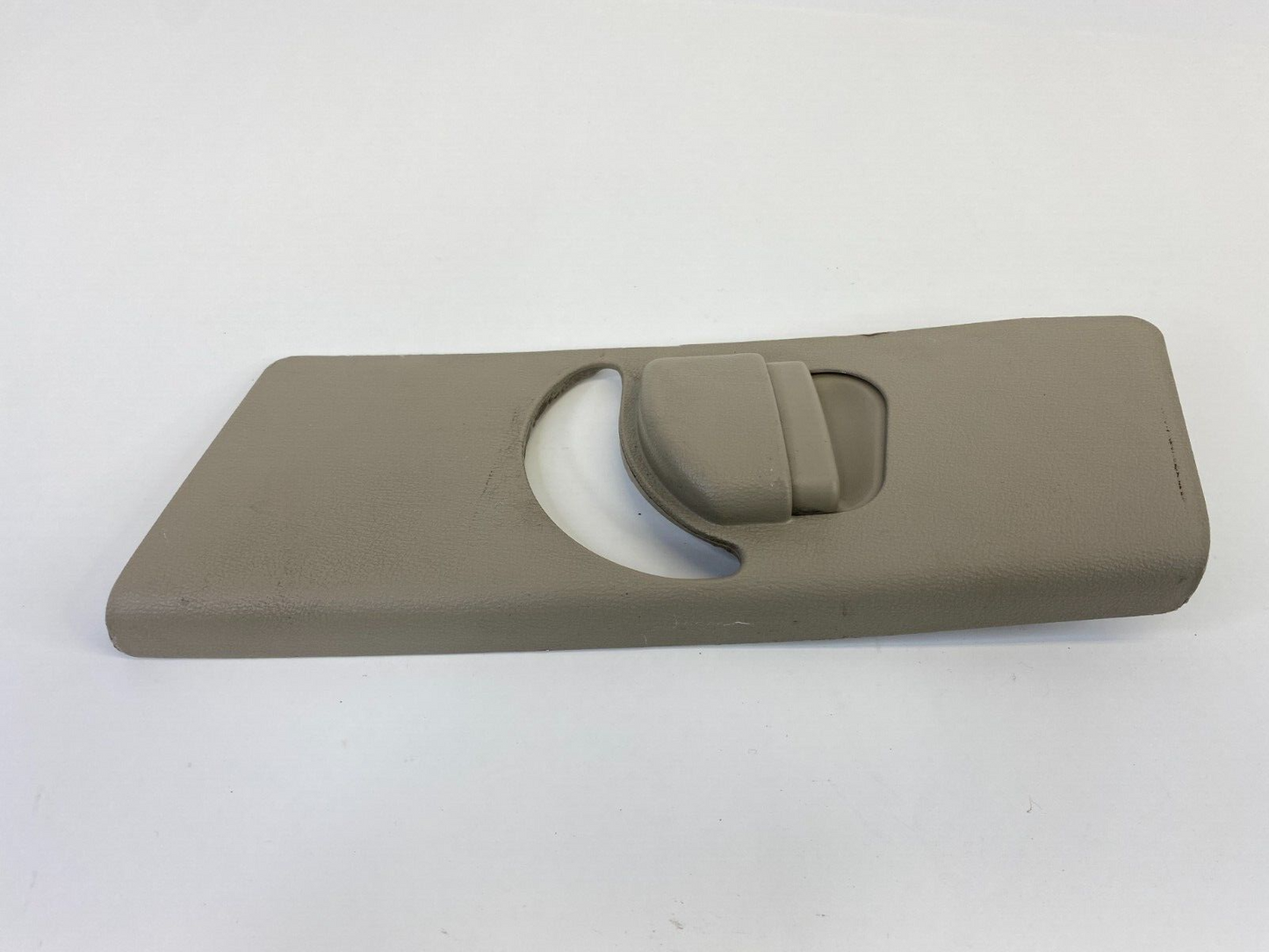 07 08 09 10 Hyundai Elantra Front Left Side Seat Belt Height Adjuster Cover OEM