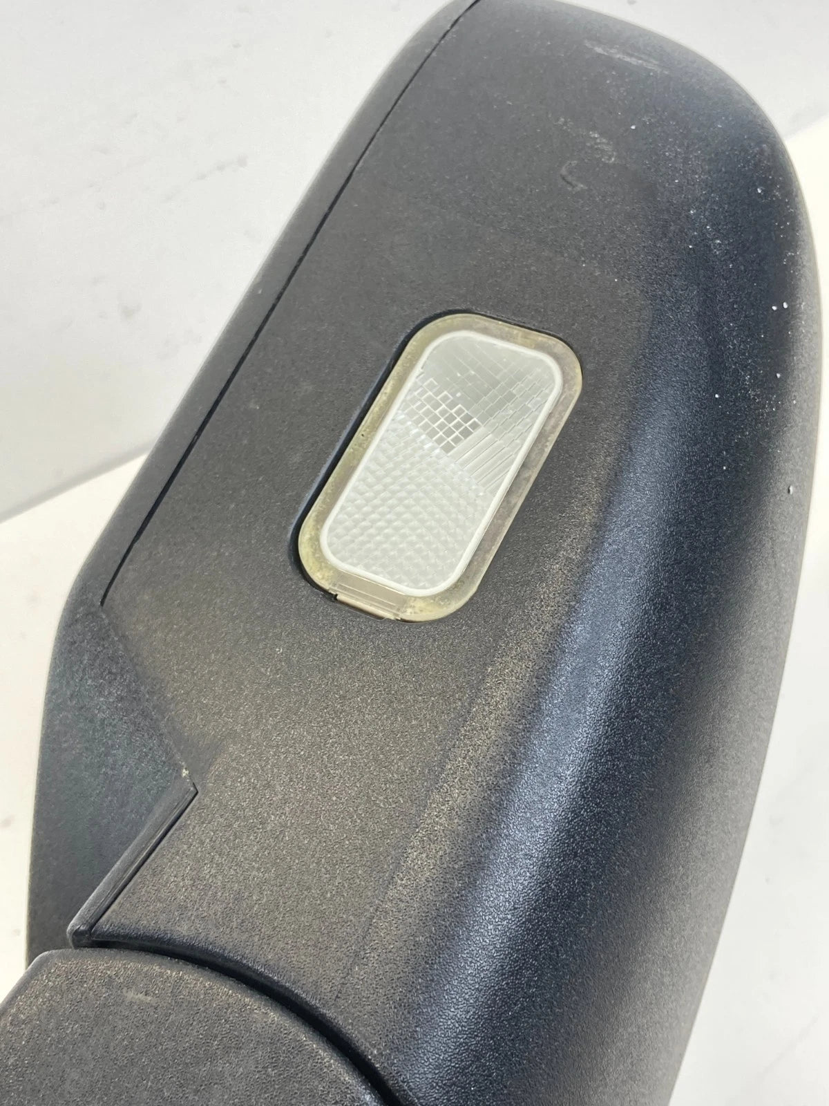 2007 2008 TAHOE YUKON FRONT RIGHT SIDE VIEW POWER MIRROR 15882677 OEM