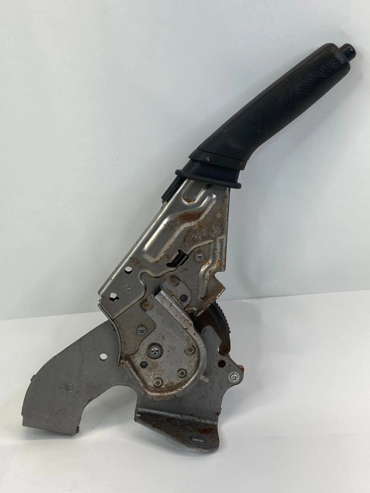 09-13 TOYOTA MATRIX FWD CENTER CONSOLE EMERGENCY PARK BRAKE HANDLE LEVER