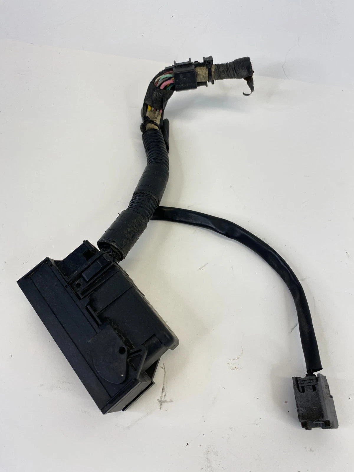 2010 2011 Mazda 3 2.0L FWD ABS Anti Lock Brake Pump Plug Connector OEM