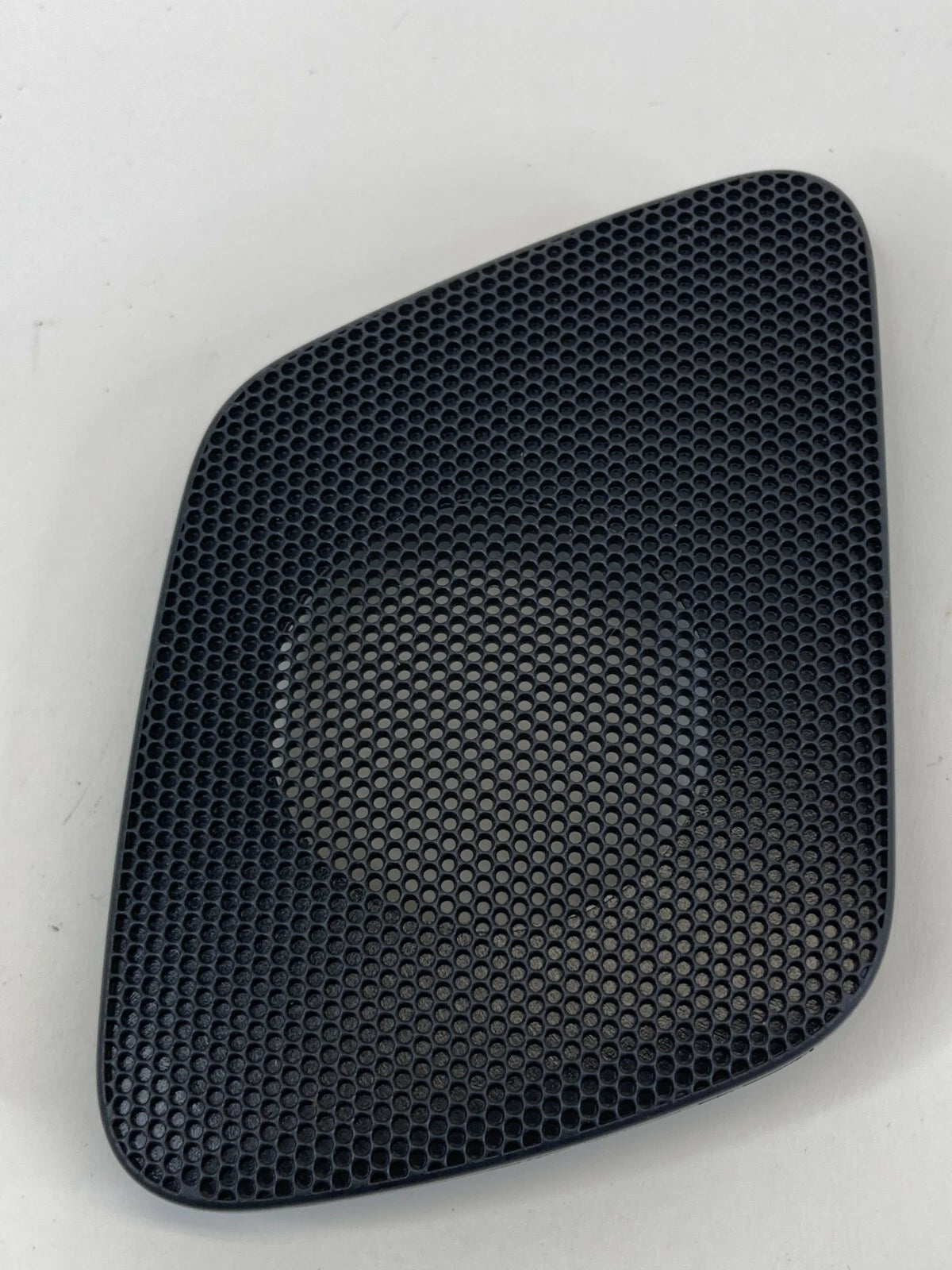 09-16 AUDI A4 QUATTRO REAR RIGHT DOOR PANEL SPEAKER COVER GRILLE 8K0035410 OEM