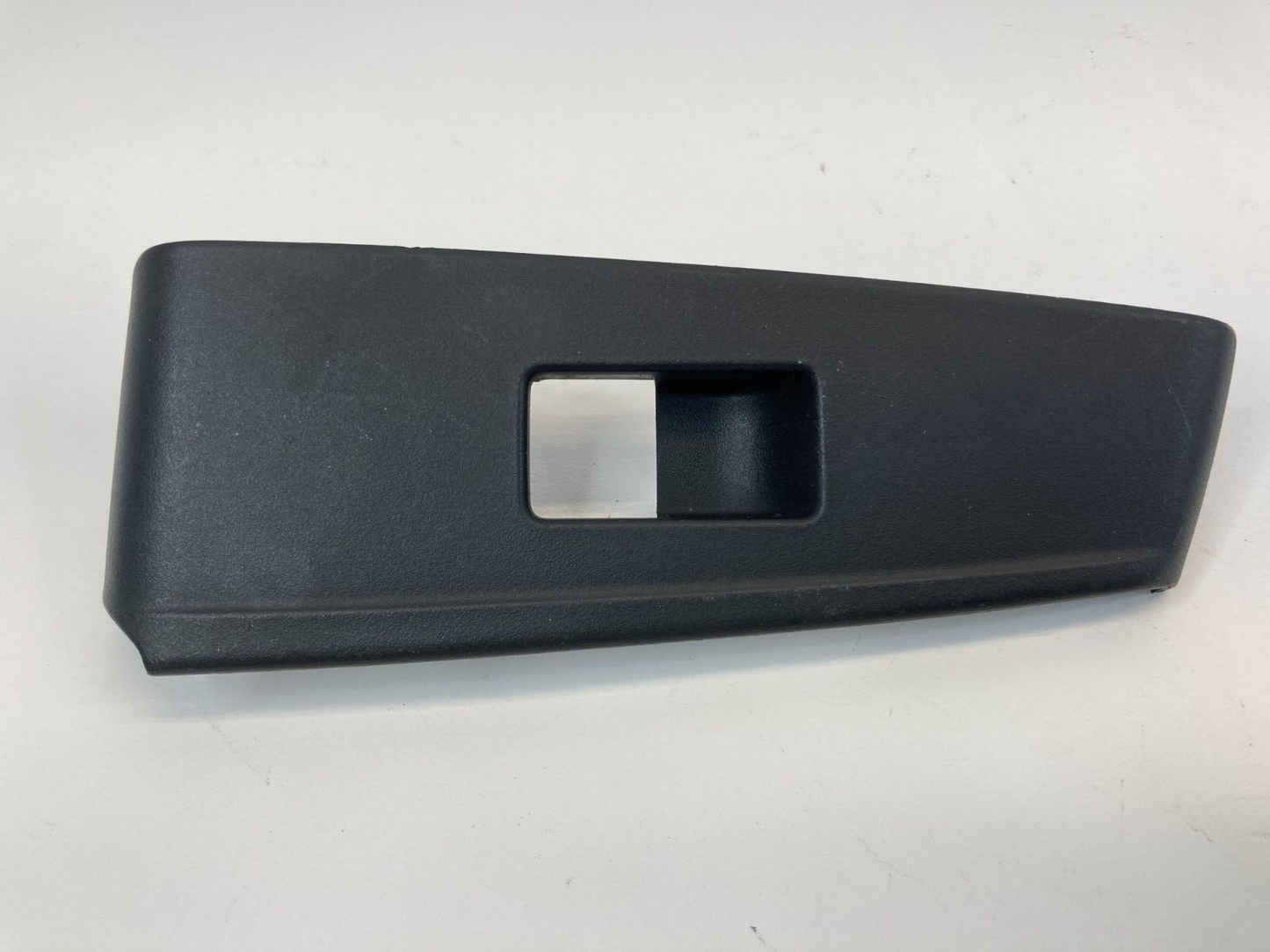 08-12 Honda Accord SEDAN Rear Left Back Door Window Switch Bezel Trim 83791TA0A0