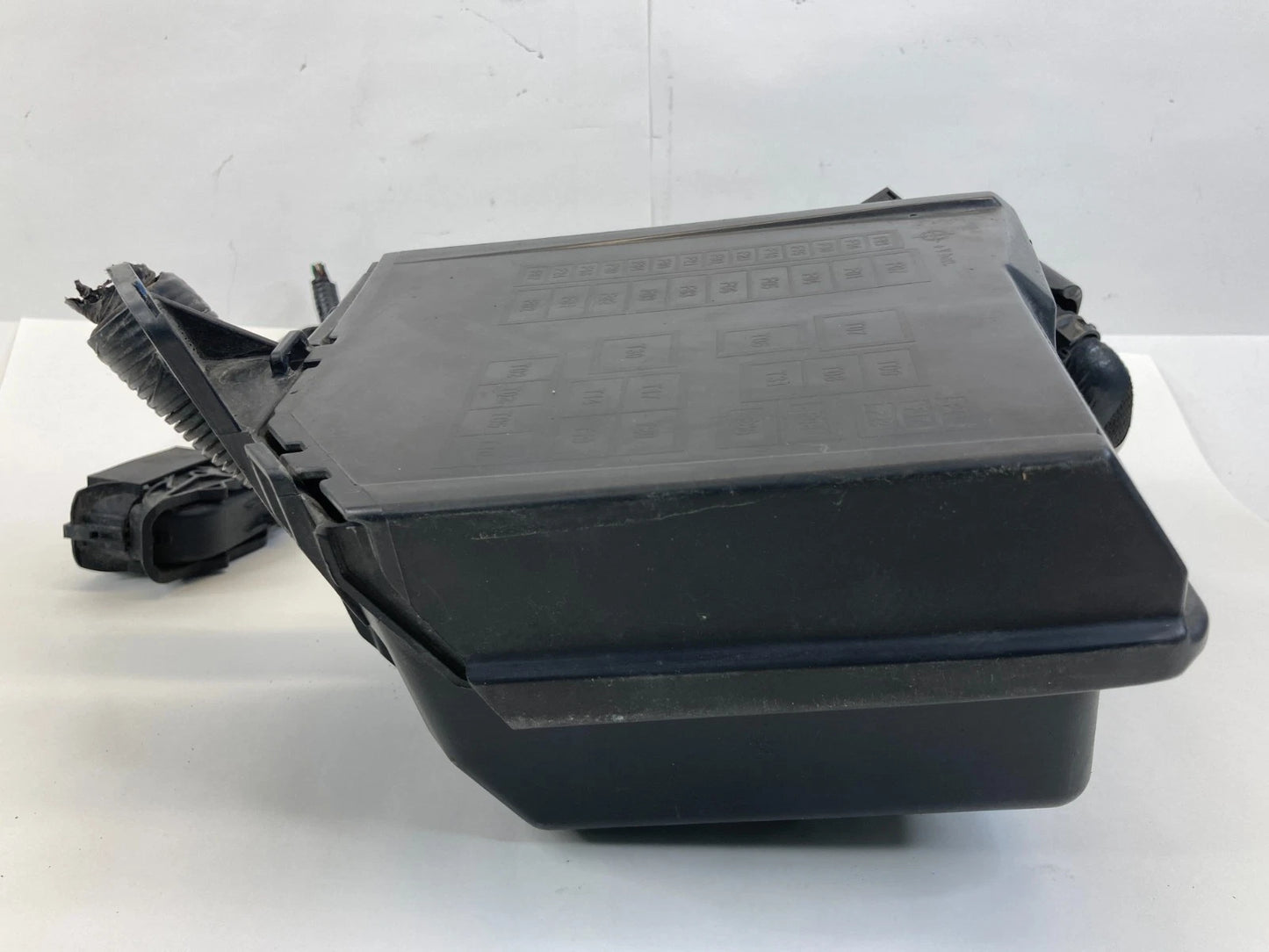 2012-2017 FIAT 500 A/T ENGINE FUSE RELAY BOX FUSEBOX COMPARTMENT OEM