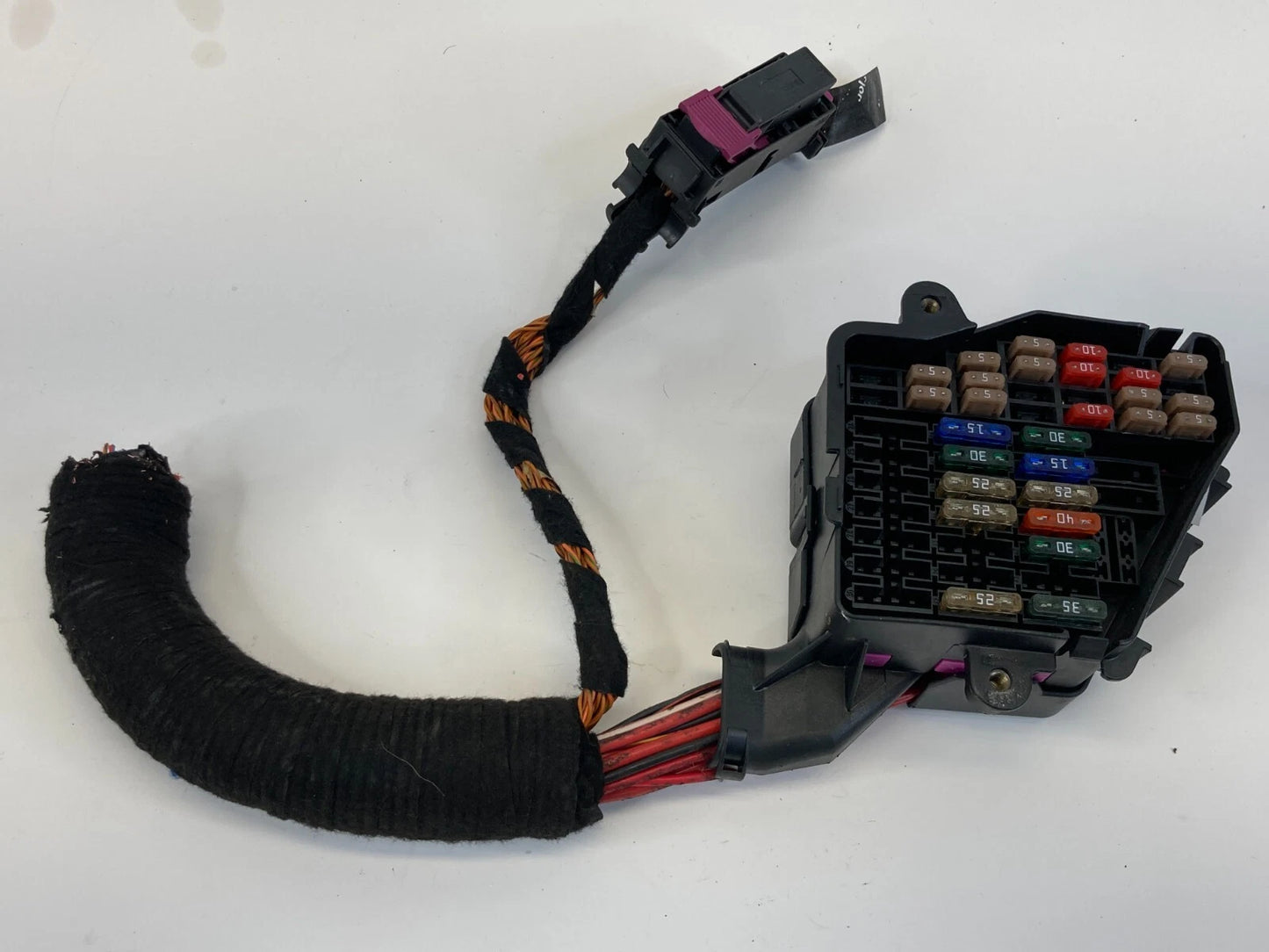 2005-2011 AUDI A6 QUATTRO 3.2L A/T INTERIOR COMPARTMENT FUSE RELAY BOX ASSY OEM