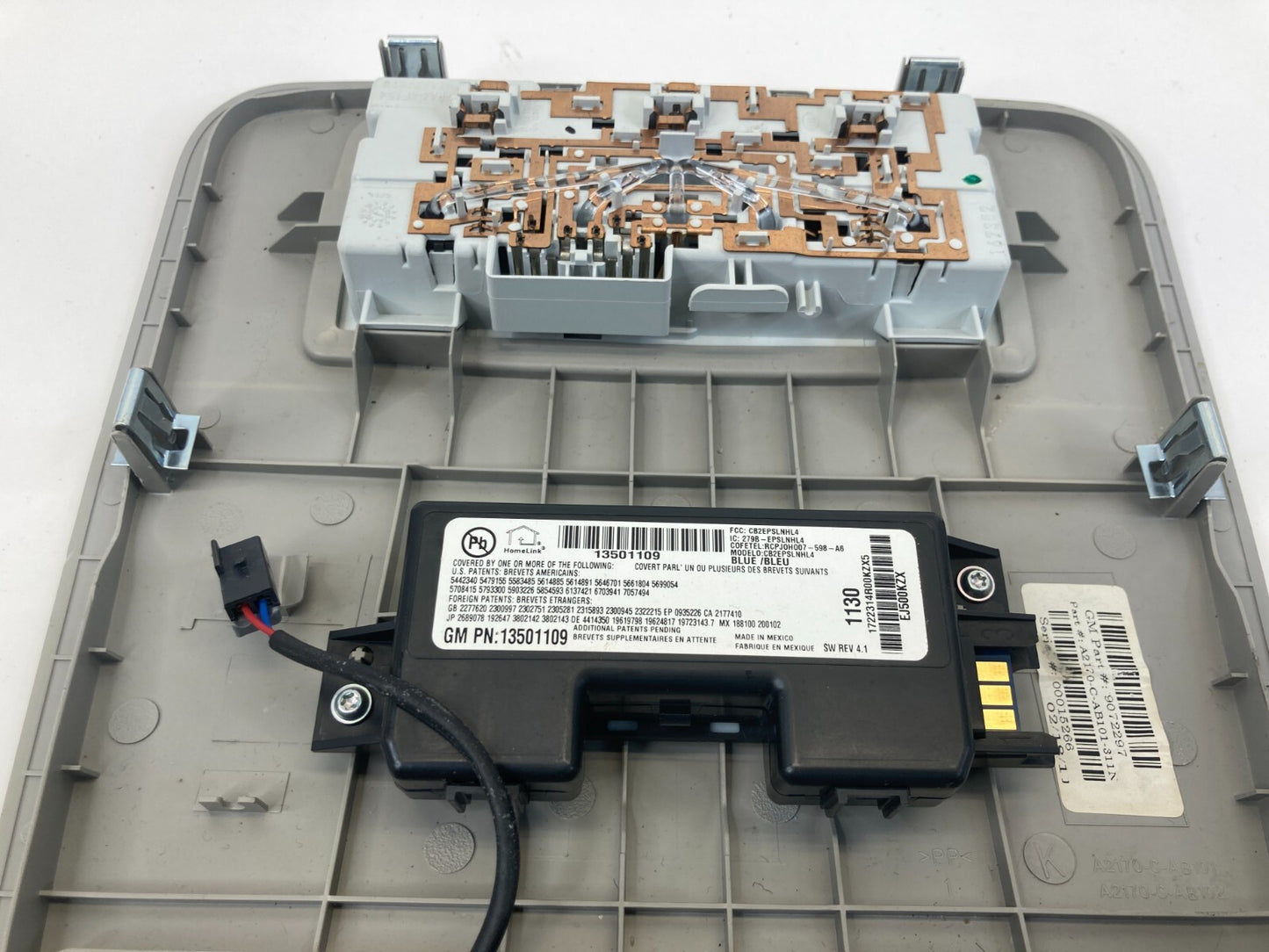 2010-2013 Buick LaCrosse Overhead Console Dome Map Lamp w/ Sunroof Switch OEM