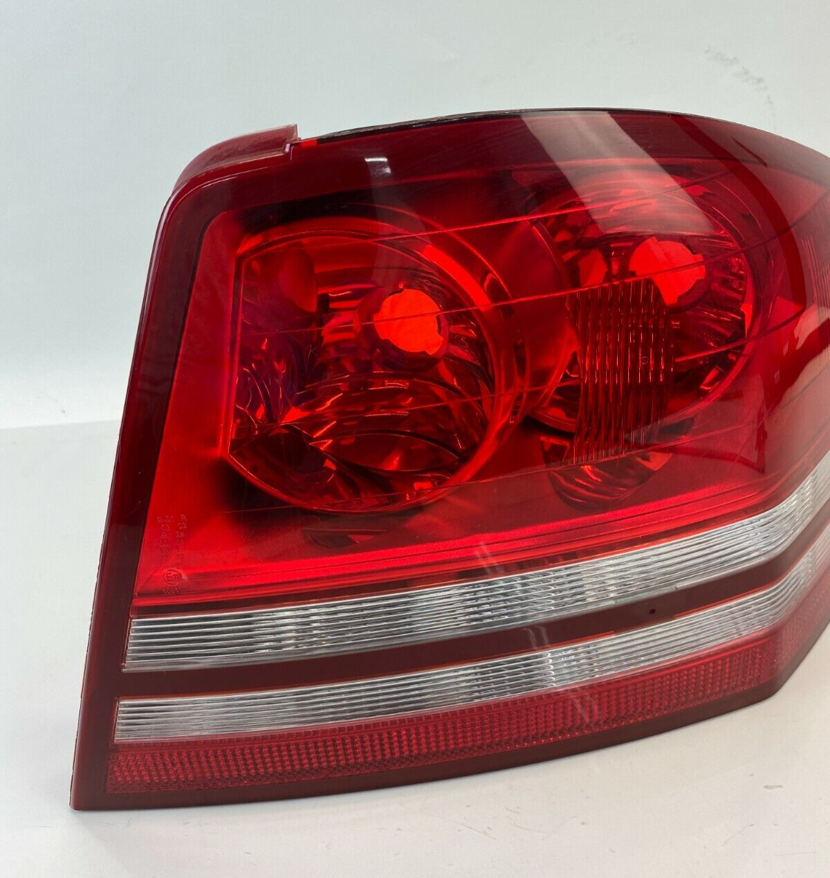 08 09 10 Dodge Avenger Sedan Rear Right Passenger Side Tail Light Taillight OEM