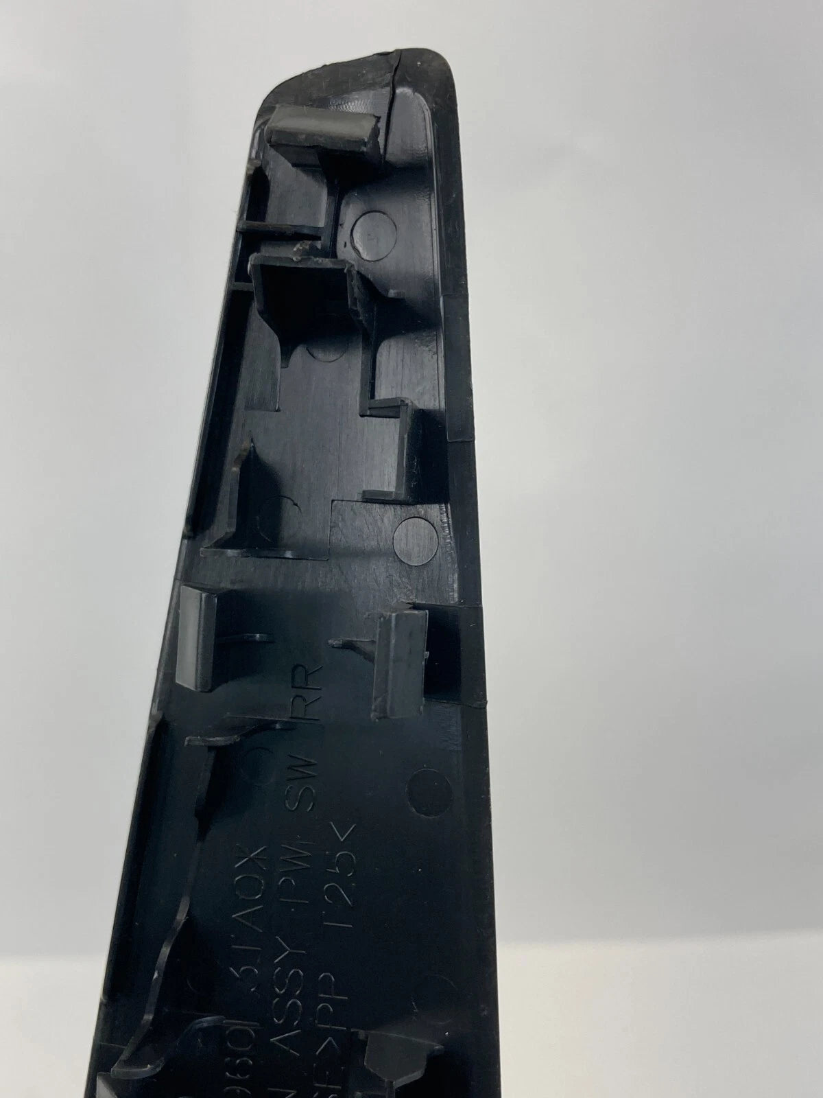 13-18 NISSAN ALTIMA REAR RIGHT SIDE DOOR WINDOW SWITCH COVER TRIM 82960-3TA0 OEM
