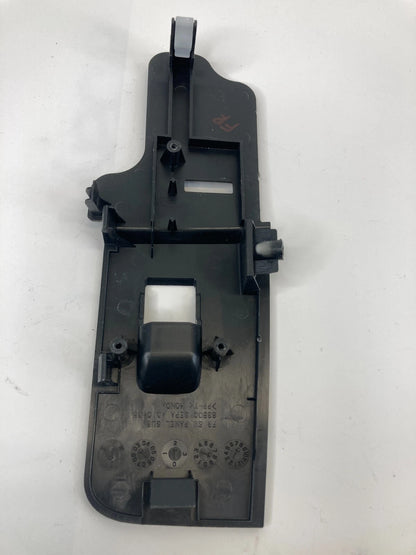 04-08 ACURA TL FRONT RIGHT SIDE DOOR WINDOW SWITCH COVER BEZEL 83500-SEPA OEM