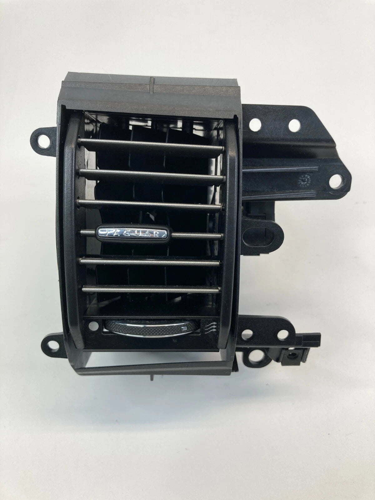 2009-2011 JAGUAR XF SEDAN 4-DR DASH CENTER RIGHT A/C AIR VENT GRILLE RH 6620-001