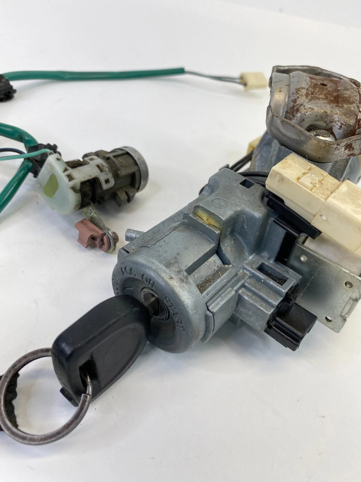 2006 MAZDA MPV AT ANTI THEFT IGNITION SWITCH LOCK CYLINDER KEY DOOR LOCK SET OEM