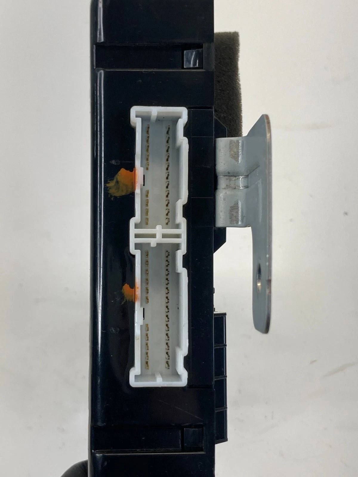 2013-2016 Kia Optima Body Computer Control Module BCM BCU 95400-2T825 OEM