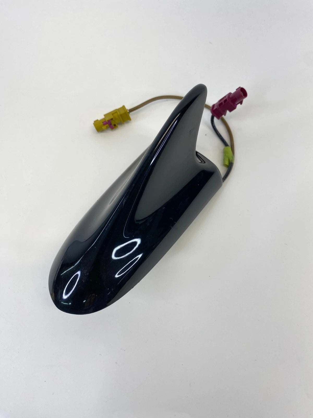 2013 2014 CADILLAC ATS ROOF MOUNT RADIO ANTENNA FIN SHARK 22765857 OEM