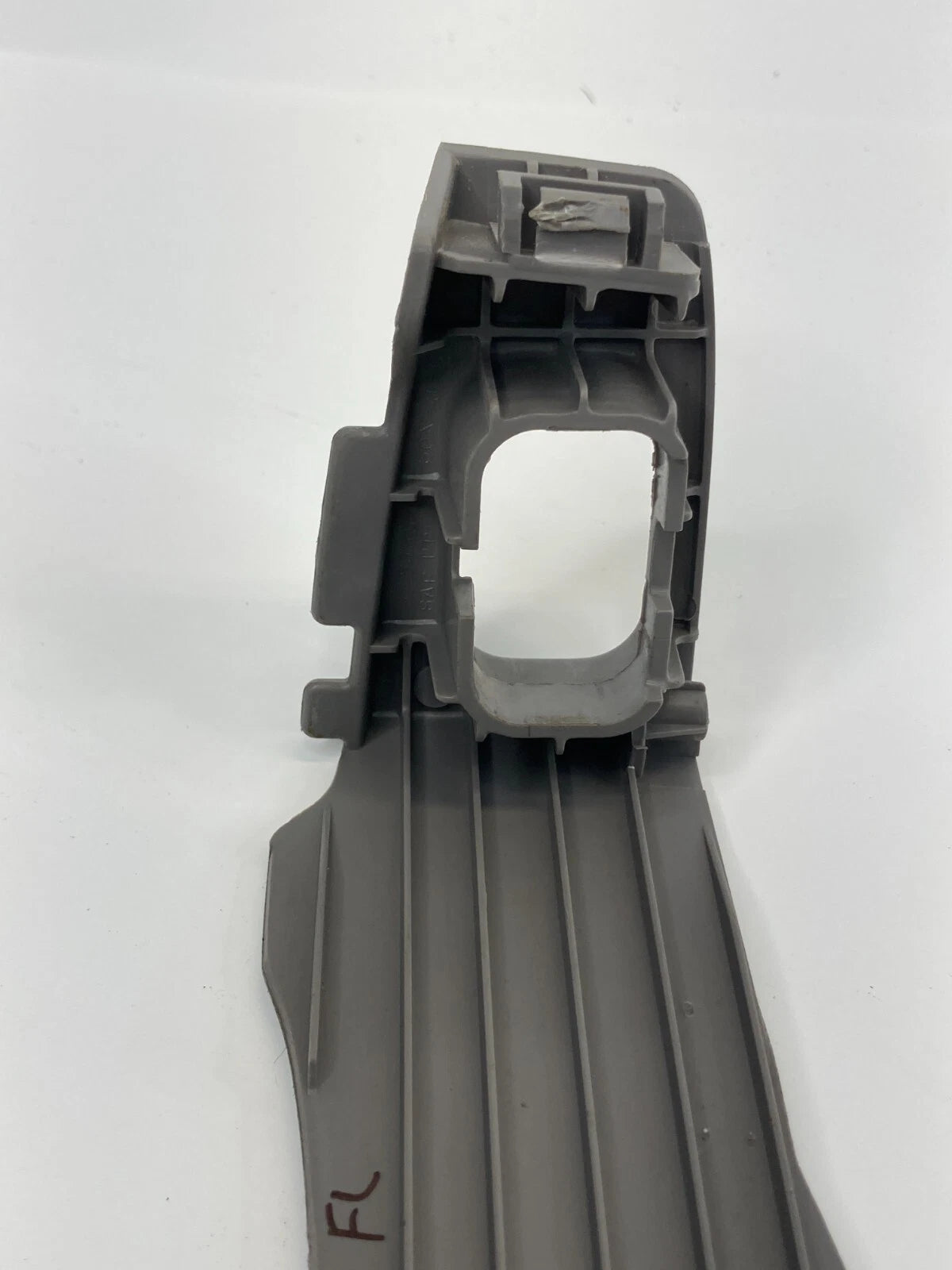 02-04 HONDA ODYSSEY FRONT LEFT DOOR HEATED SEAT CONTROL SWITCH BEZEL TRIM COVER