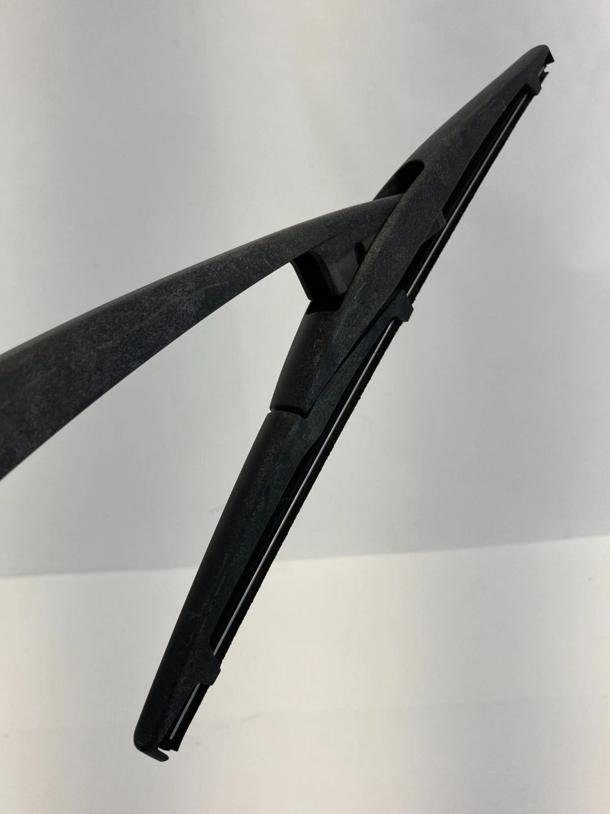 2007-2013 SUZUKI SX4 HATCHBACK REAR BACK HATCH WIPER ARM OEM