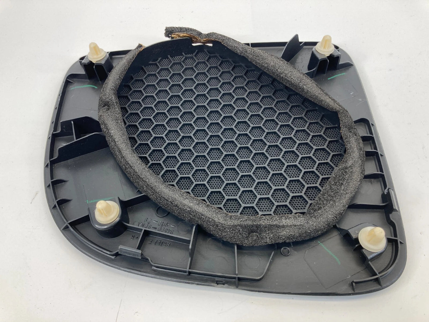 03-07 HONDA ACCORD COUPE REAR RIGHT SIDE SPEAKER GRILLE COVER 84500-SDNA-A010